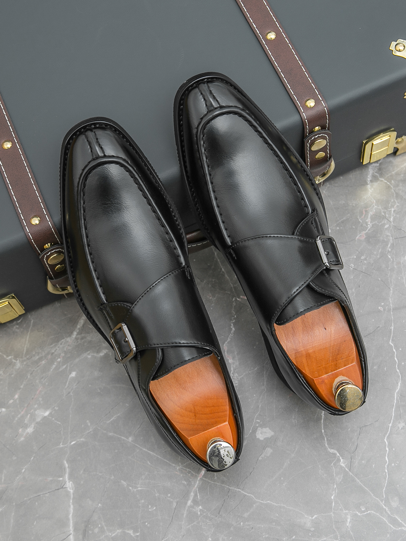 1892-Men's handmade new British style buckle business leather shoes, formal single shoes, office professional clothing, men's shoe trend