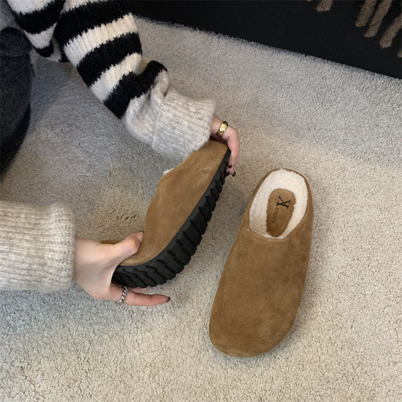 Fluffy Lined Womens Slippers 2025 Winter Designer New Retro Flat Slipper Versatile Outdoor Durable Slides Comfortable Convenient Daily Wear Sizes 35-4