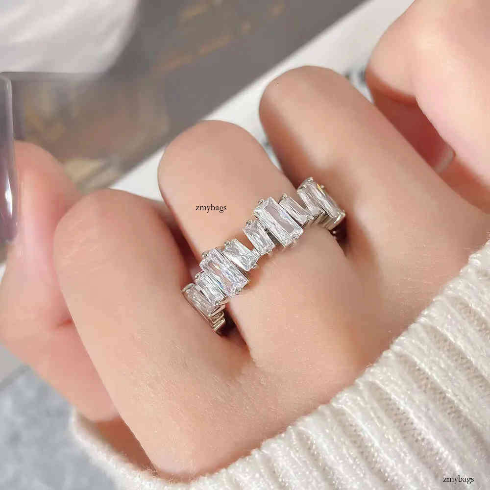 FOXI Fast Shipping in Stock Sterg Sier Baguette Cut VVS D Moissanite Dia Past Tester Wedding Engagement Rings