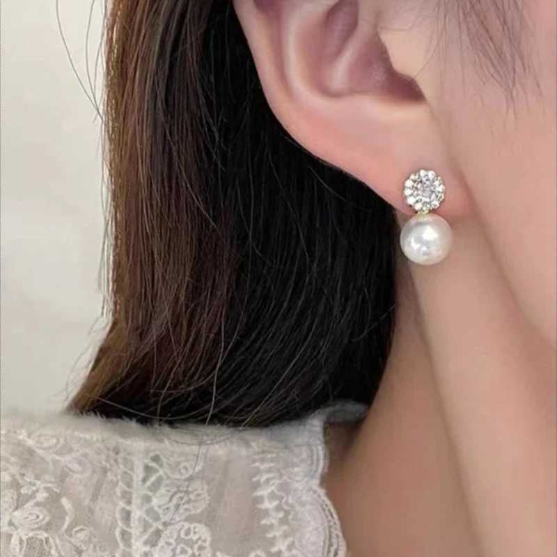 Girls French Romantic Simple Inlaid Zircon Round Pearl Earrings 2025 New Fashion Jewelry Luxury Accessories for Womens Ear Studs Y250804