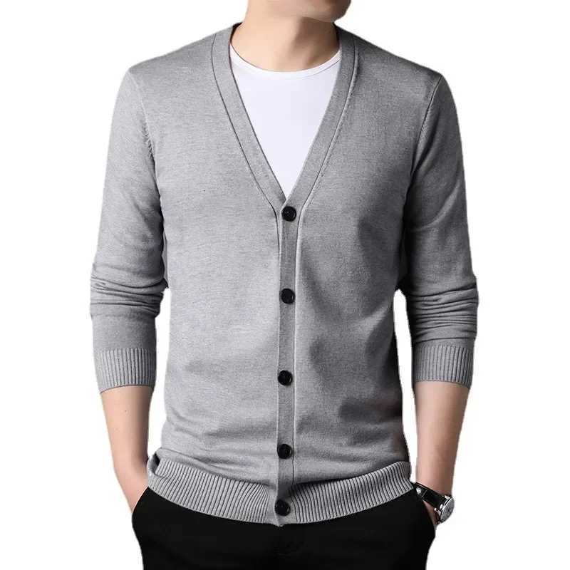 Spring and Autumn Knitted Cardigan Mens Clothing Korean Style Fashionable Single-breasted Slim Fit V-neck Sweater Coat XJ250805