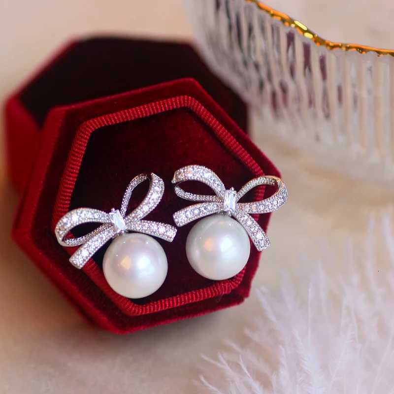 Classic Wedding Party Jewelry Luxury Cubic Zirconia Bowknot Stud Earrings Sweet Simulation Pearl Earring for Women Hot Sale Y250804