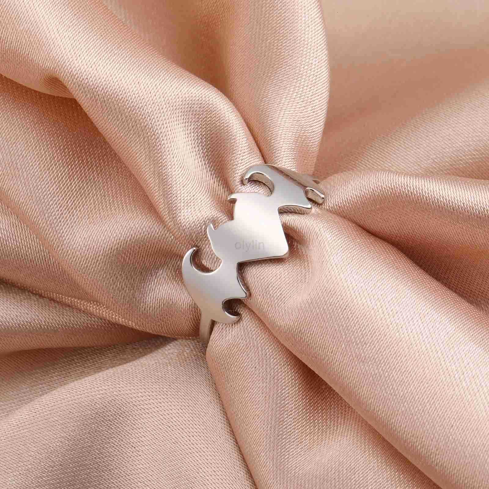 Skyrim Demon Bat Wing Ring Stainless Steel Gold Color Women Finger Rings Jewelry Gift Gothic Vampire Halloween Accessories M250805