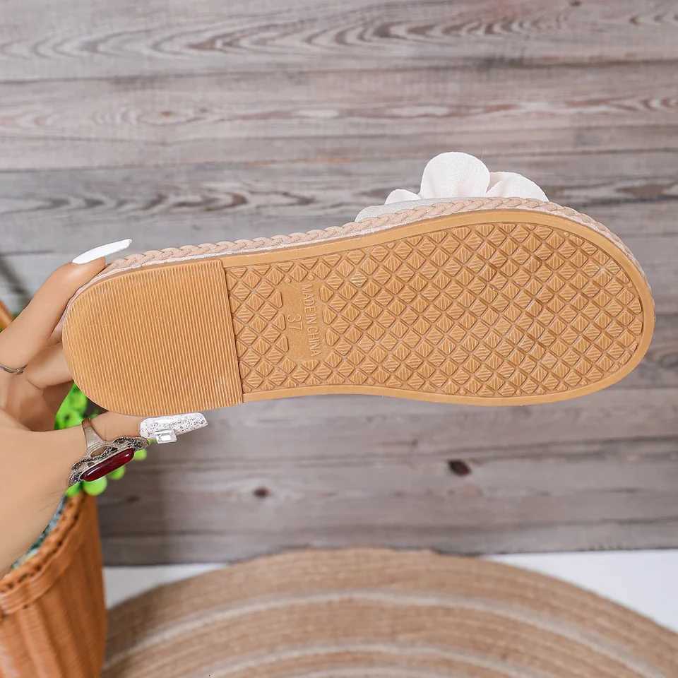 New flat-bottomed womens slippers beach shoes casual home sandals ultra-lightweight slippers pink flower shoes W250805