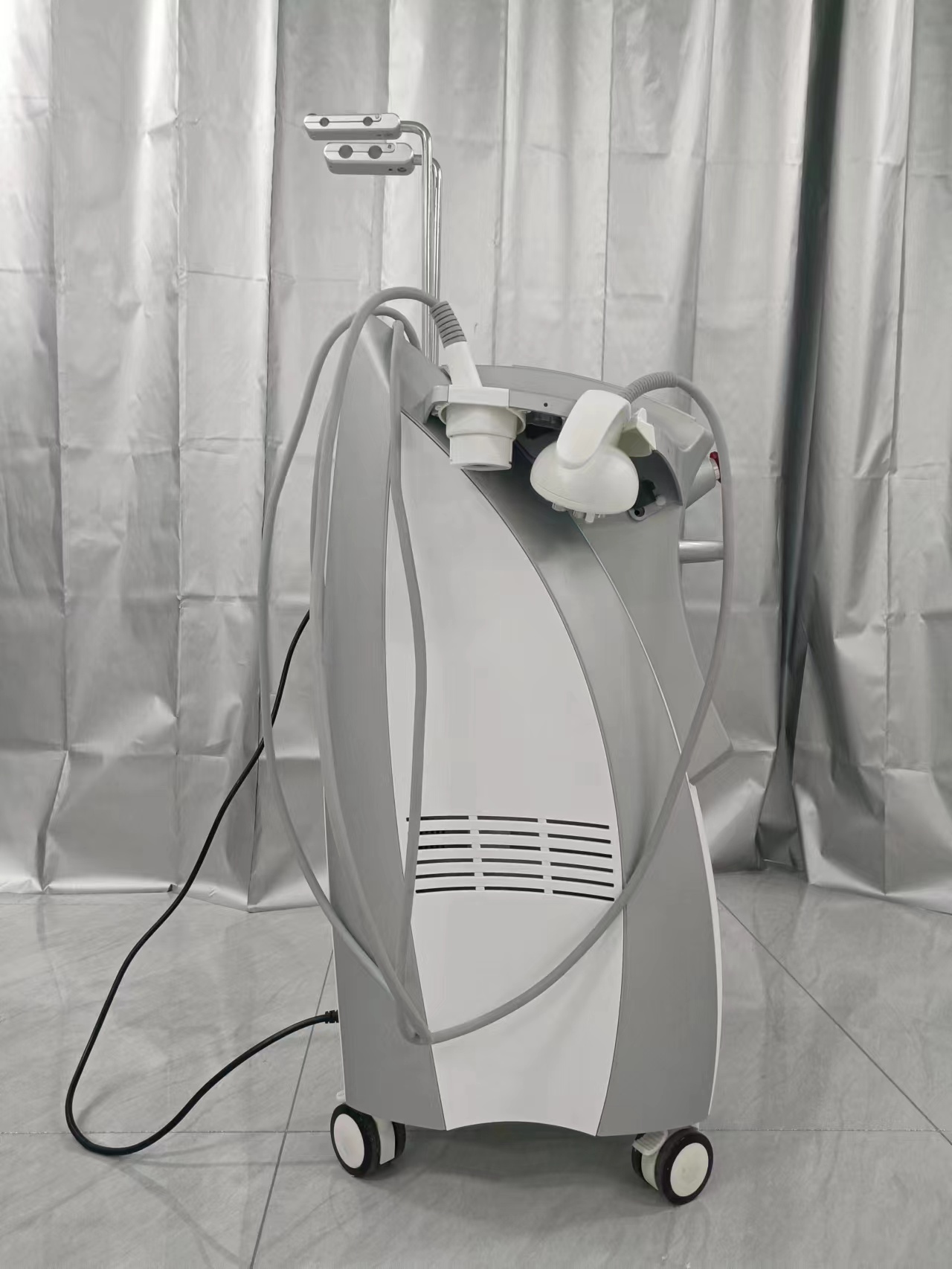 Multifunction 4D Cavitation RF Vacuum Slimming Machine for Cellulite Removal and Body Sculpting