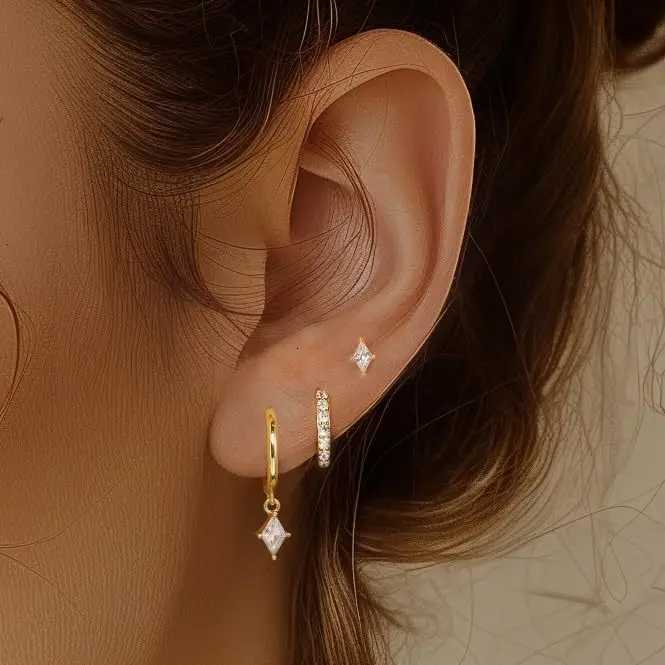 3PCS Unique Cubic Zirconia Star Dangle Hoop Earrings Set for Women Tiny Stud Ear Cartilage Piercing 3 Holes Mismatched Jewelry Y250804