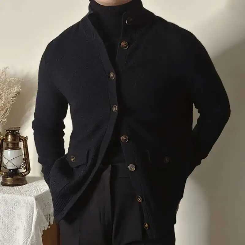 Stand Neck Men Single Breasted Top Cardigan Sweater Winter Warm Coat Fall Sweater Cardigan Men Warm Fit Knitting Pocket Sweaters XJ250805
