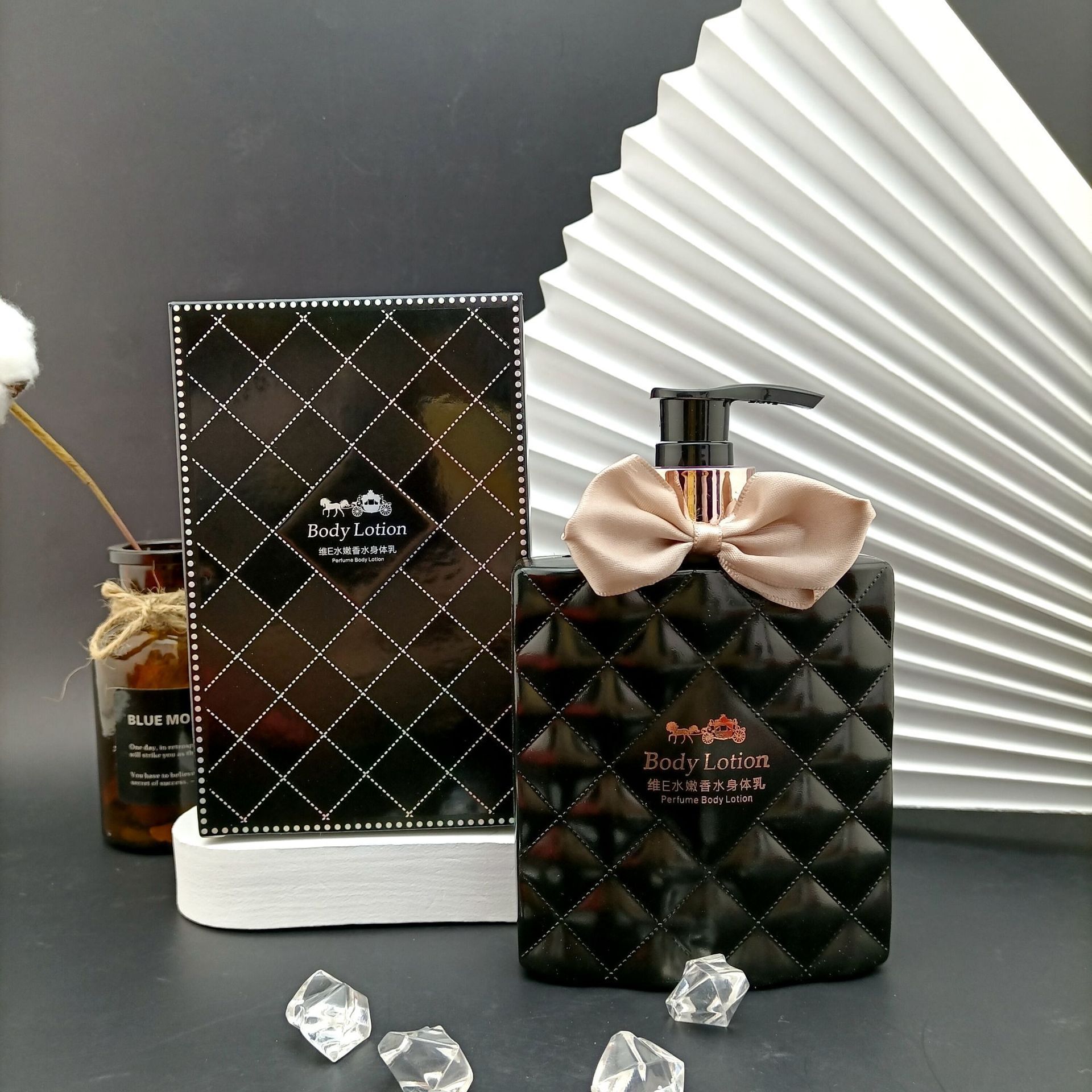 Vitamin Moisturizing Autumn and Winter Long-lasting 72 Hours Fragrance Body Lotion for Women