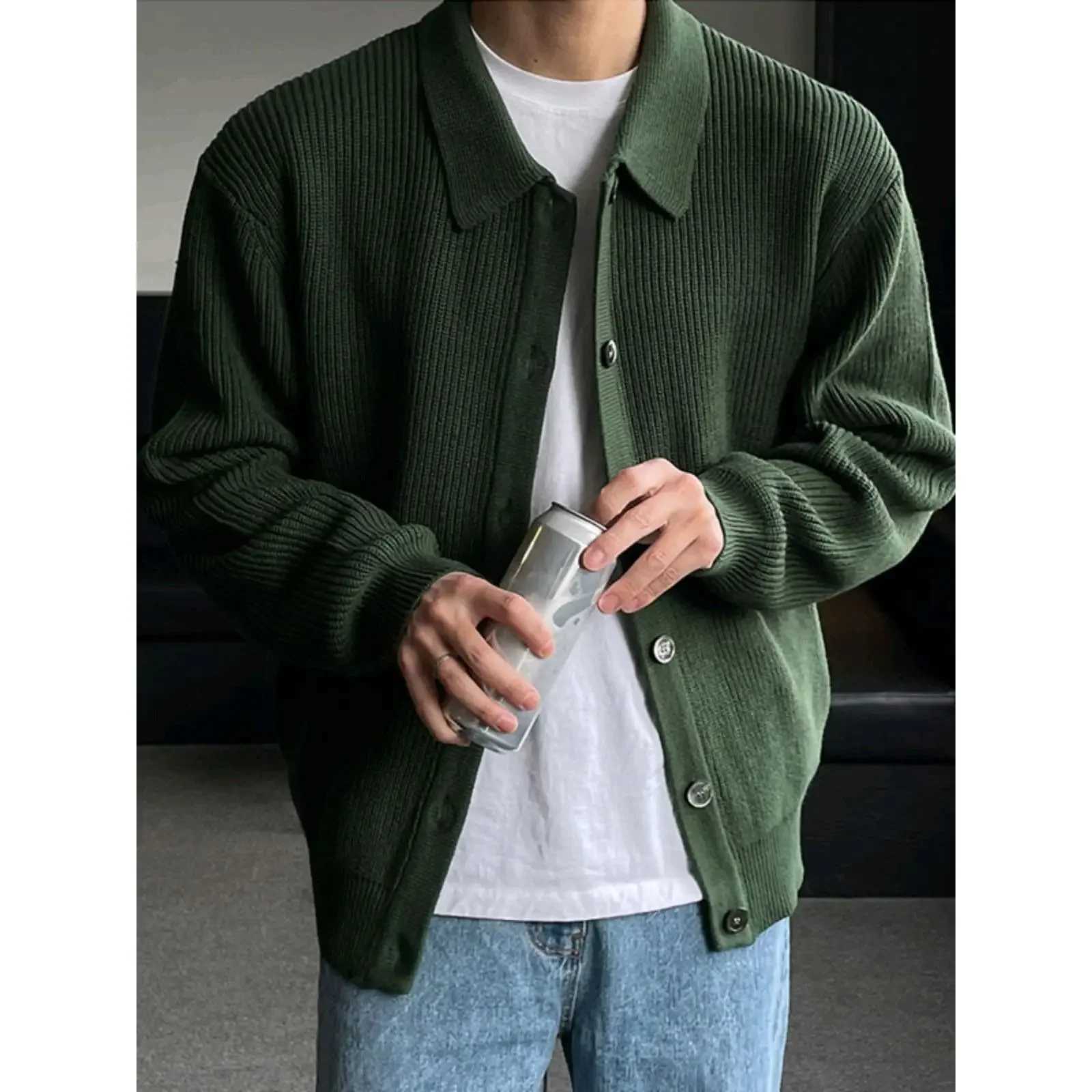 Early Autumn Casual Mens Knitted Cardigan Green Collar Open Front Sweater Trendy Korean Style Dongdaemun Fashion StreetwearXJ250805