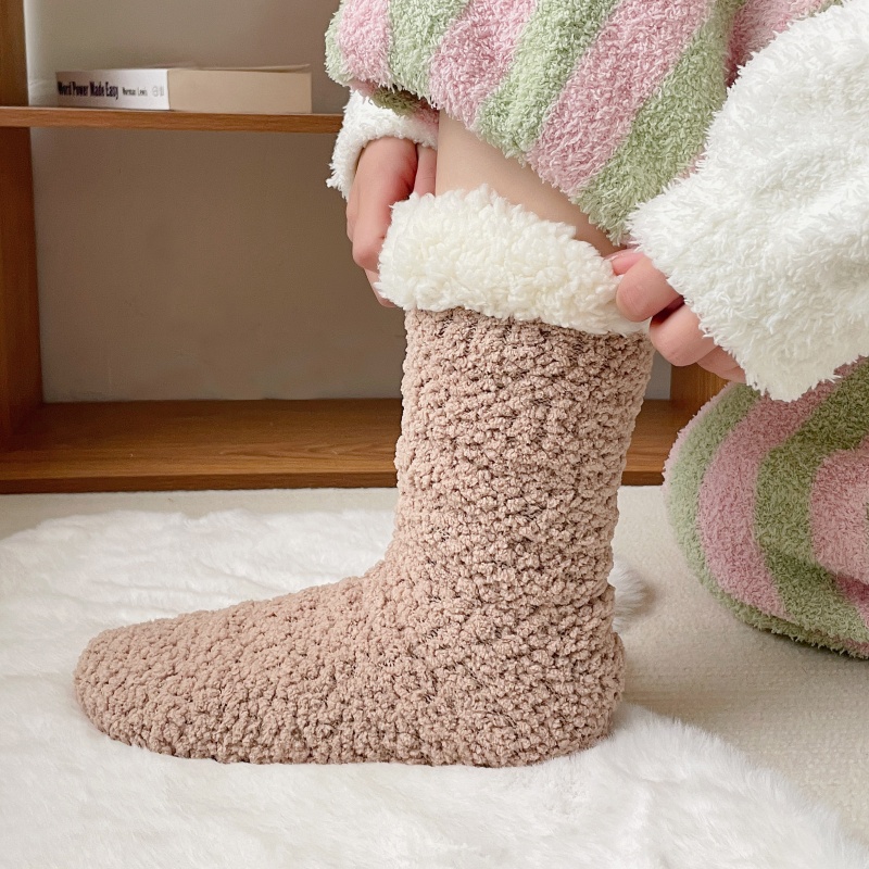 1 pair of anti slip floor socks, women's mid tube socks, autumn and winter warm socks, plush socks, sleep socks Home carpet socks