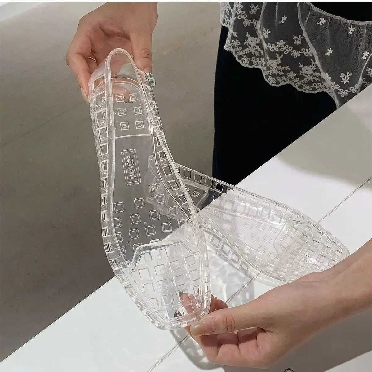Casual Lazy Square Head Flat Bottom Hollowing Single Shoes for Women Summer Korean Simple Wind Hundred Anti-slip Jelly Shoes W250805