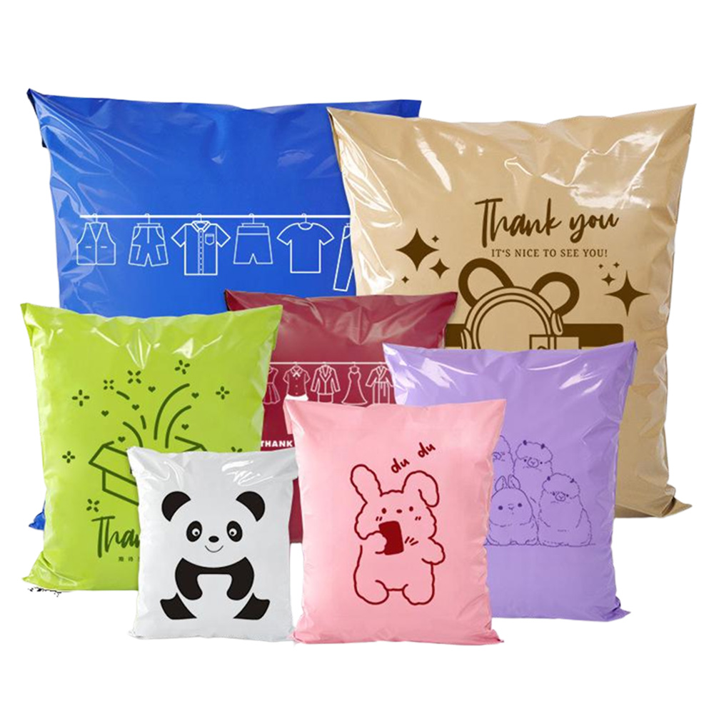 Eco-Conscious Recycled Mail Bag for Environmentally Friendly Deliveries