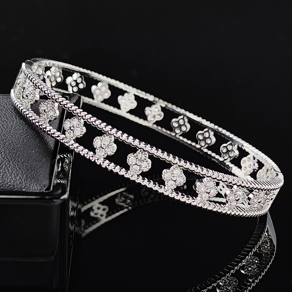 Hollow Pattern Bracelet for Women, High-End Niche Design, Non-Fading s7407 - view 3
