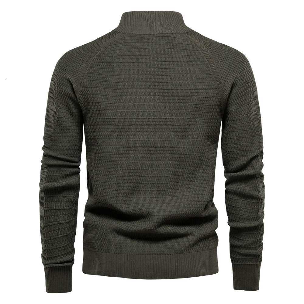 100% Cotton Knitted Mens Cardigan High Quality Button Mock Neck Sweater for Men New Winter Fashion Designer Cardigans Men XJ250805