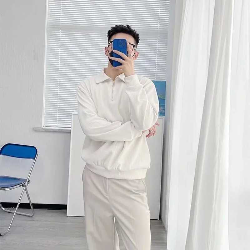 New Half-zip Sweater Mens American Retro Loose Casual Design Niche Top Solid Color Pullover Shirt XJ250805