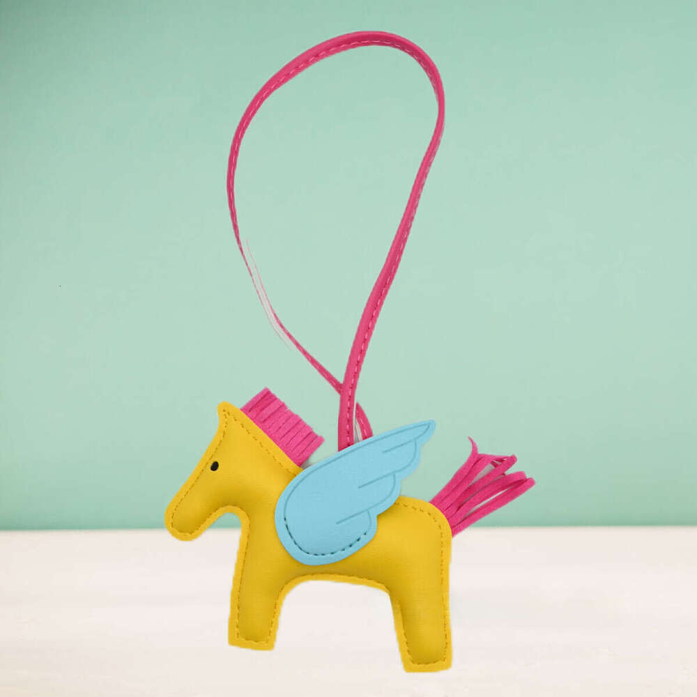 DHpet_wholesale 2025 New Angel Pegasus Leather Bag Charm - Cute Animal Keychain for Women, Handmade PU Leather Backpack Accessory (9.5x8cm)
