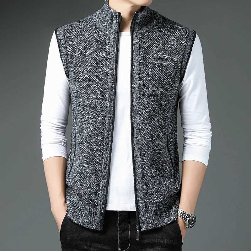Autumn Winter Mens Vest Full Zipper Sleeveless Jackets Knitted Casual Jackets Warm Fleece Cardigan Waistcoat Sweaters Coat XJ250805