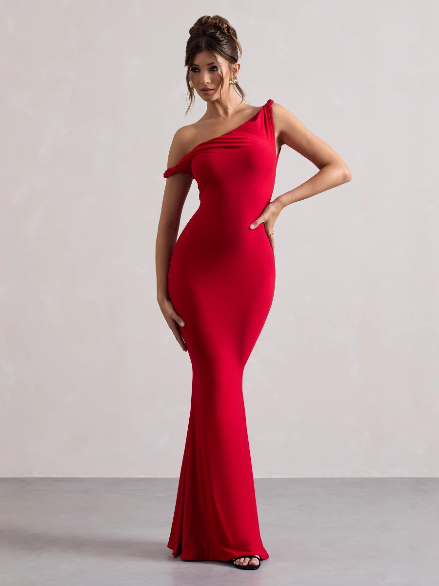 2025 Summer New Women's S Fashion Sexy Off trend Shoulder Twisted Slim Solid Color Dress New Designer Dress