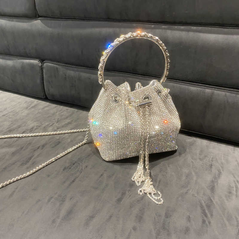 Evening Bags Women s Bag 2025 New Hot Diamond Bucket Round Handle Handbag Single Shoulder Diagonal Chain Small with 250805