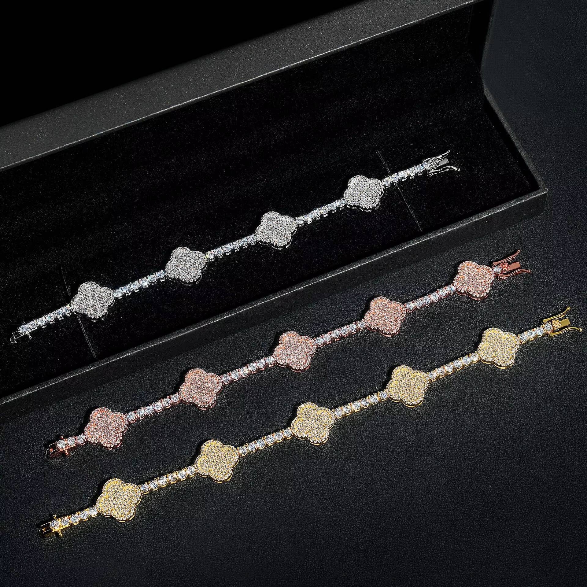 18K Gold Plated Four Leaf Clover Tennis Chain Bracelet Hip Hop Style VVS Moissanite Diamond Tennis Bracelet for Women and Men