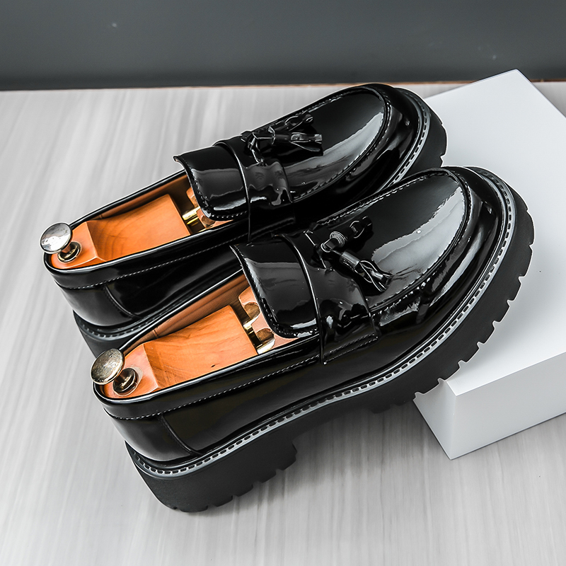 55002- Bright faced gentleman breathable leather shoes, formal business leather shoes, round toe tassel thick sole height increasing men's loafer