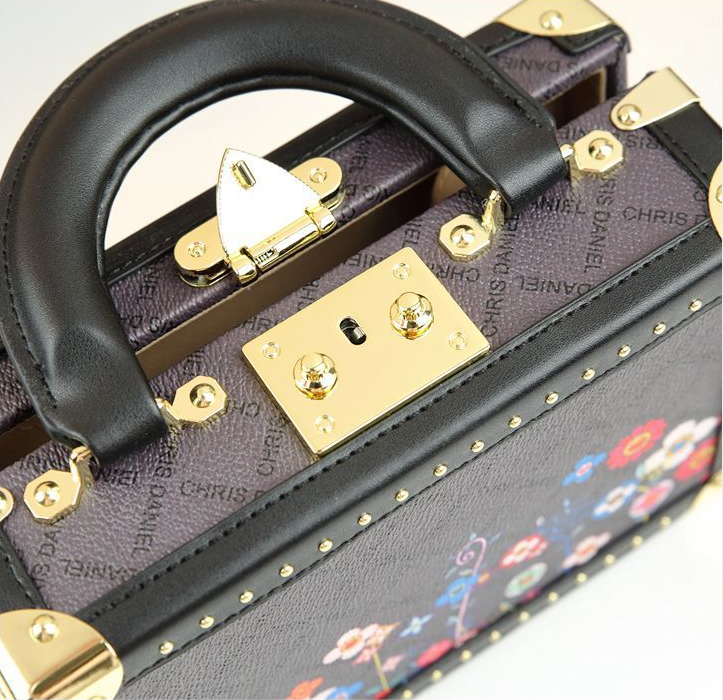 Free shipping, original design, 2025 new high-end monogram box bag, cross-border best-selling box, exquisite handbag, fashionable and trendy new women