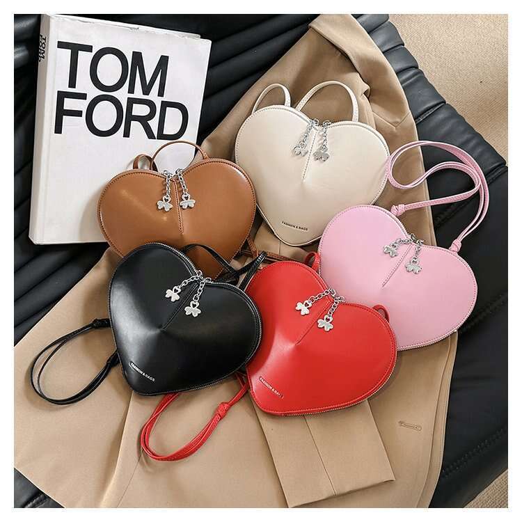 Heart-shaped Fashion Elegant Small for Women 2024 New Trendy Versatile Stylish Shoulder High-quality Niche Crossbody Bag