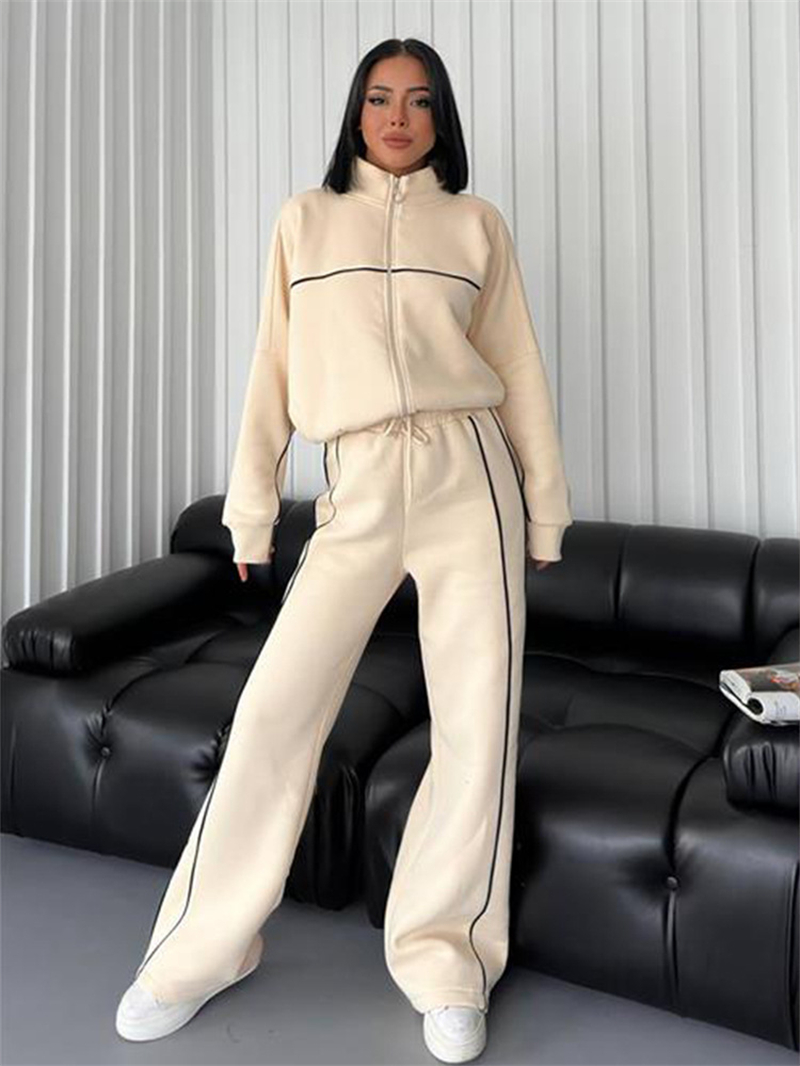Free shipping classic light luxury casual outdoor sports fashion set womens long sleeved high neck cardigan