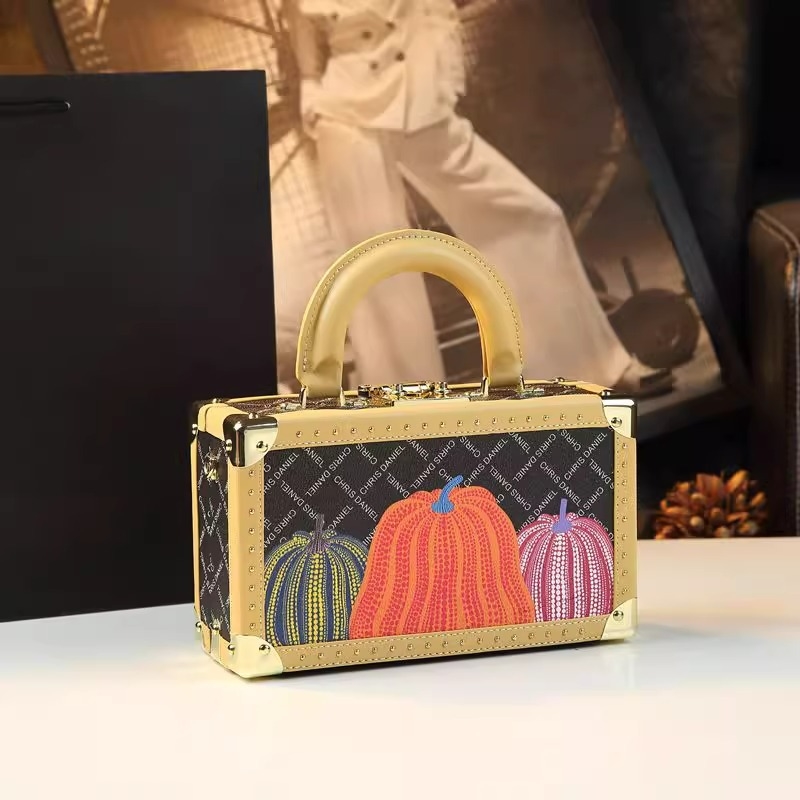 Free shipping, original design, 2025 new style Happy Pumpkin box bag, high-end fashion, set hard box, hand-held, shoulder crossbody bag, trendy