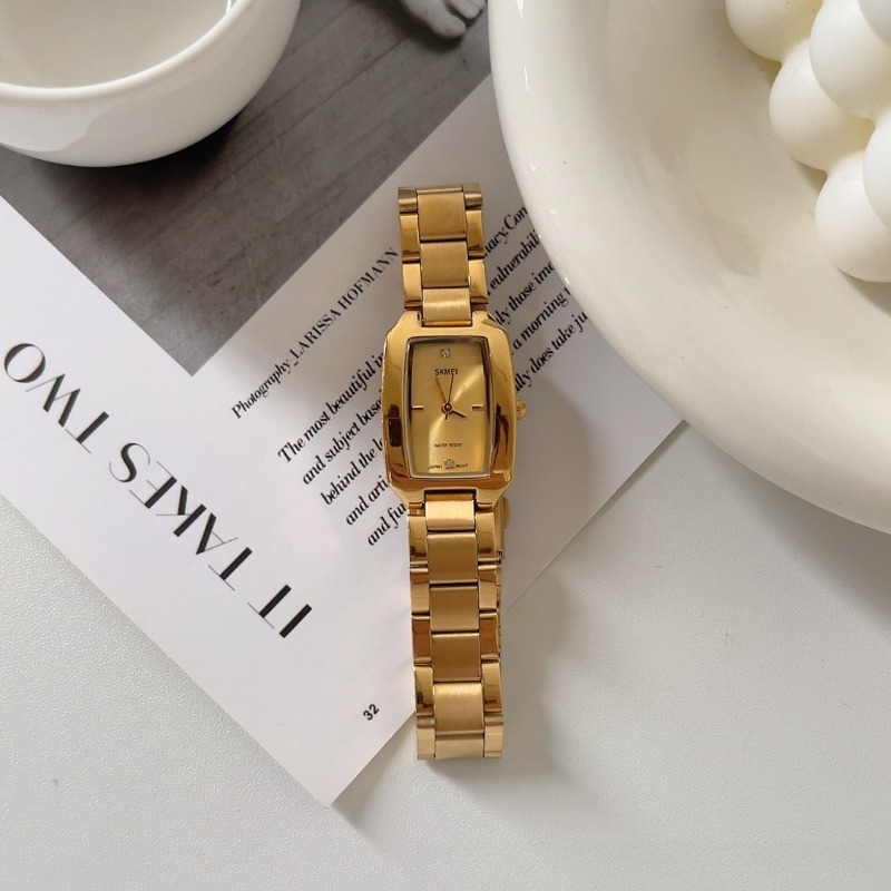 Womens Rectangle Stainless Steel Band Timepiece with Sparkling Diamonds - Durable Water-resistant Analog Quartz