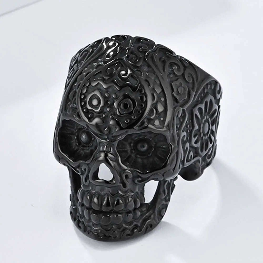 Retro Style Pattern Skull Titanium Steel Ring Mens Hip Hop Head Hand Jewelry Steel Rings M250805