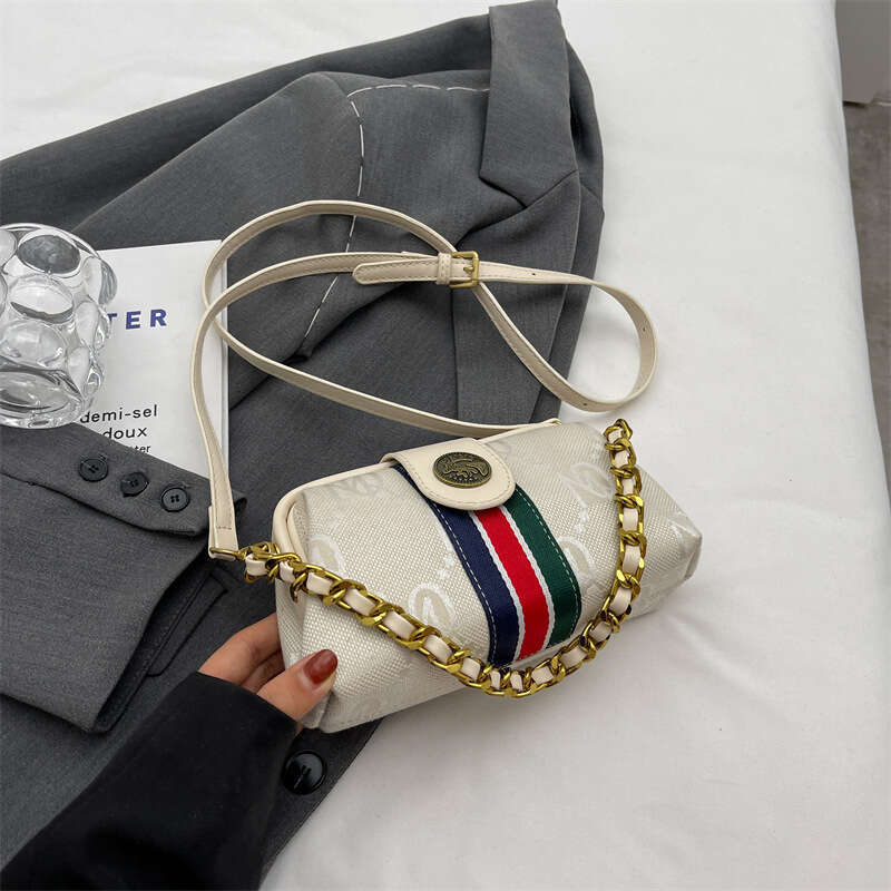 DHessencial 2025 Small Women's Striped Classic Chain Underarm Shoulder Crossbody Bag Trendy