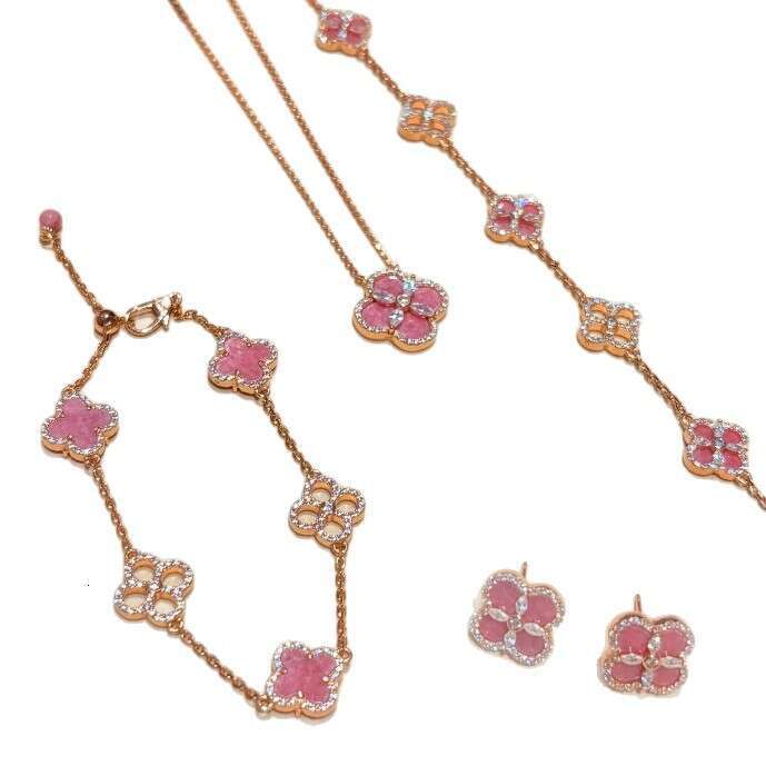 Vintage Rose Pink Flower Exquisite Sparkling Dia Four-Leaf Clover Bracelet Necklace Earrings Dopamine Set