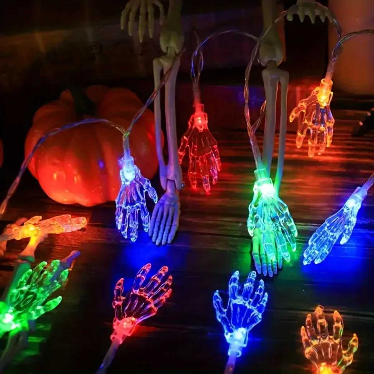 1pc 20LED Halloween Skeleton Hand Battery Powered String Light Horrible Atmosphere Skull Hand Lamp For Home Party Yard Decor XJ250804