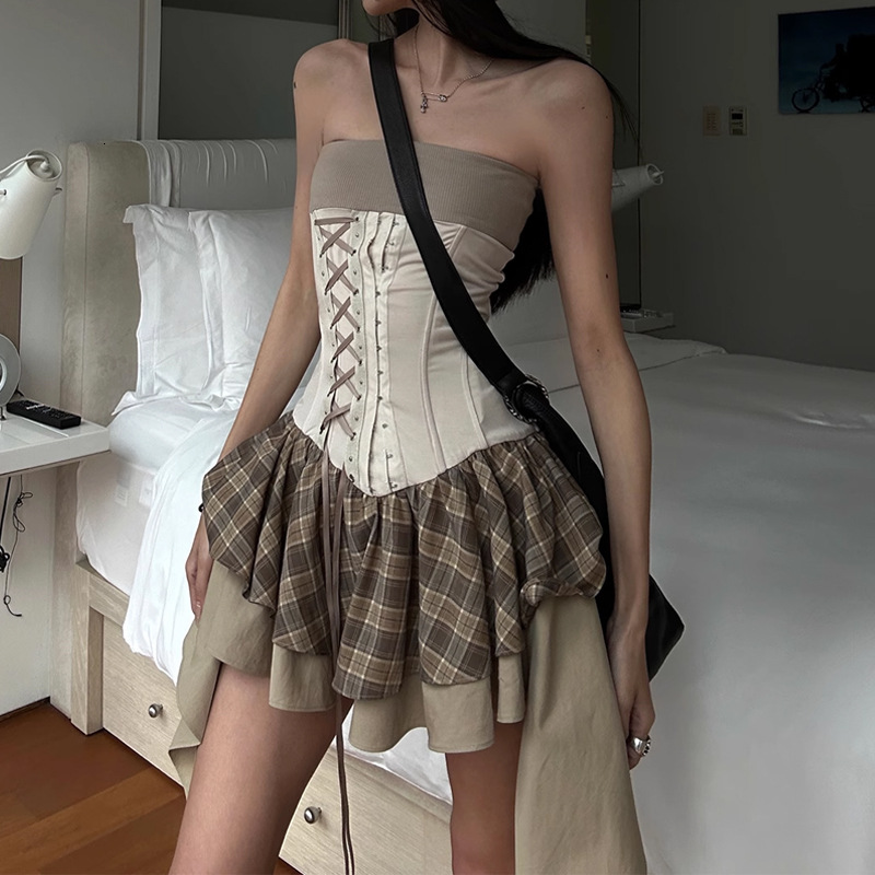 Summer 2025 khaki off shoulder tube skirt, summer thick waist lace fashion up short patchwork dress, lace up spicy girl style new designer dress