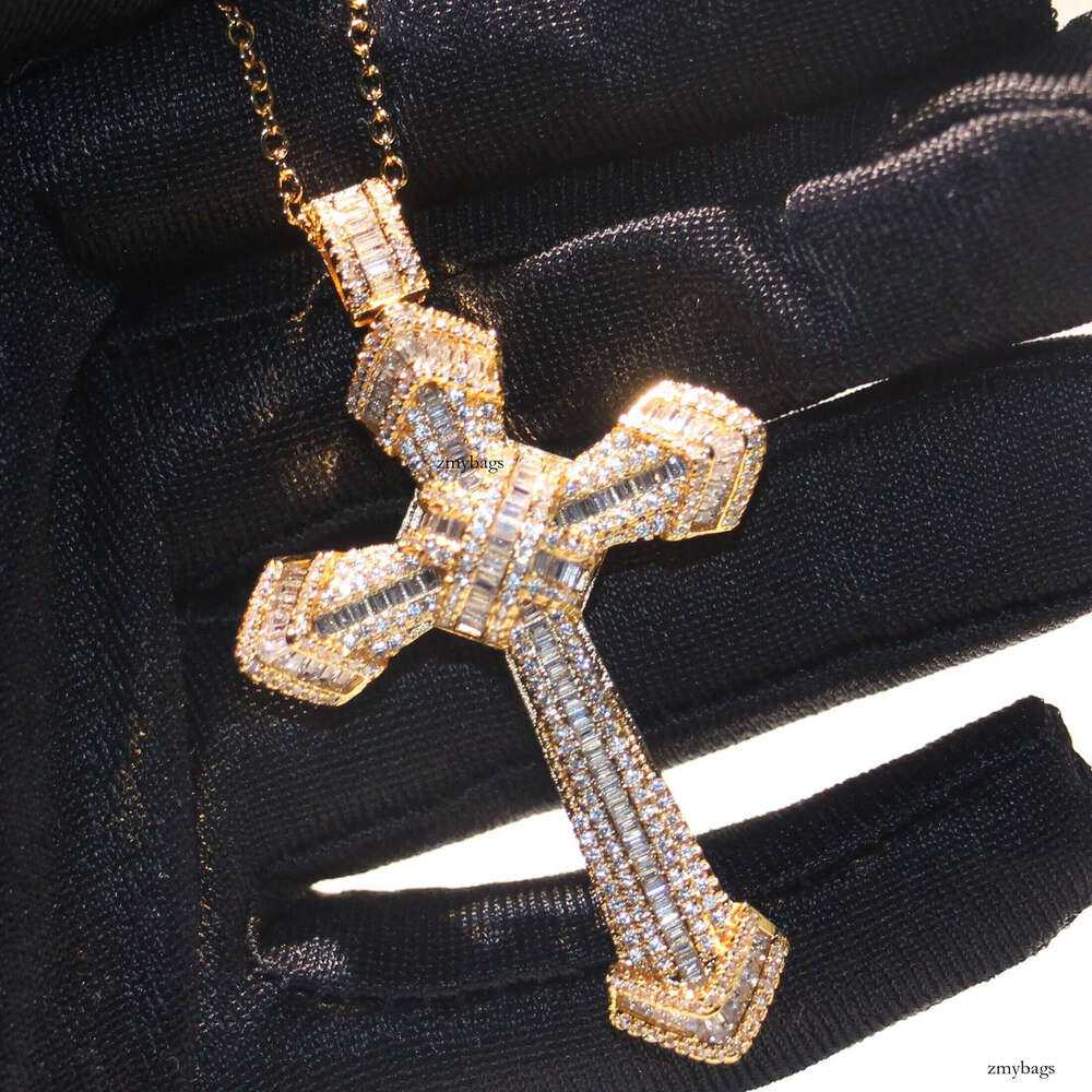 Hot Sale Vintage Fashion Jewelry Sterling Sier &Gold Fill Princess Cut 5A Cubic Zirconia Cross Pendant Women Wedding Necklace Gift