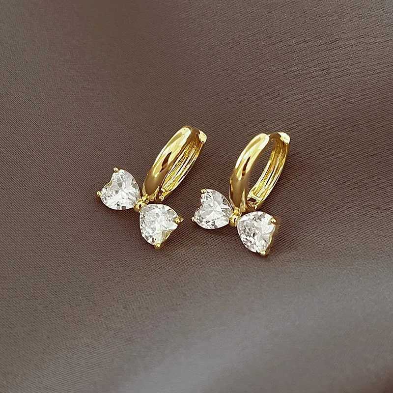 2025 New Korean Shiny Zircon Bow Earrings for Women Sweet Elegant Gold Color Temperament Earrings Party Jewelry Accessories Y250804