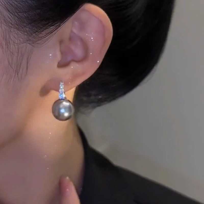 New Trend Pearl Pendant Micro-paved Zircon Silver Color Earrings for Women Light Luxury Temperament Girls Party Jewelry Gift Y250804