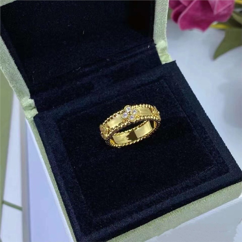 Free Shipping 2025 New Designer Jewelry Gold Version High-quality Kaleidoscope Wide And Narrow Ring Inlaid With 18K Gold Plated Index Finger Couple Ri