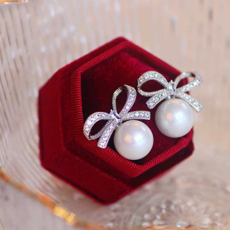 Classic Wedding Party Jewelry Luxury Cubic Zirconia Bowknot Stud Earrings Sweet Simulation Pearl Earring for Women Hot Sale Y250804