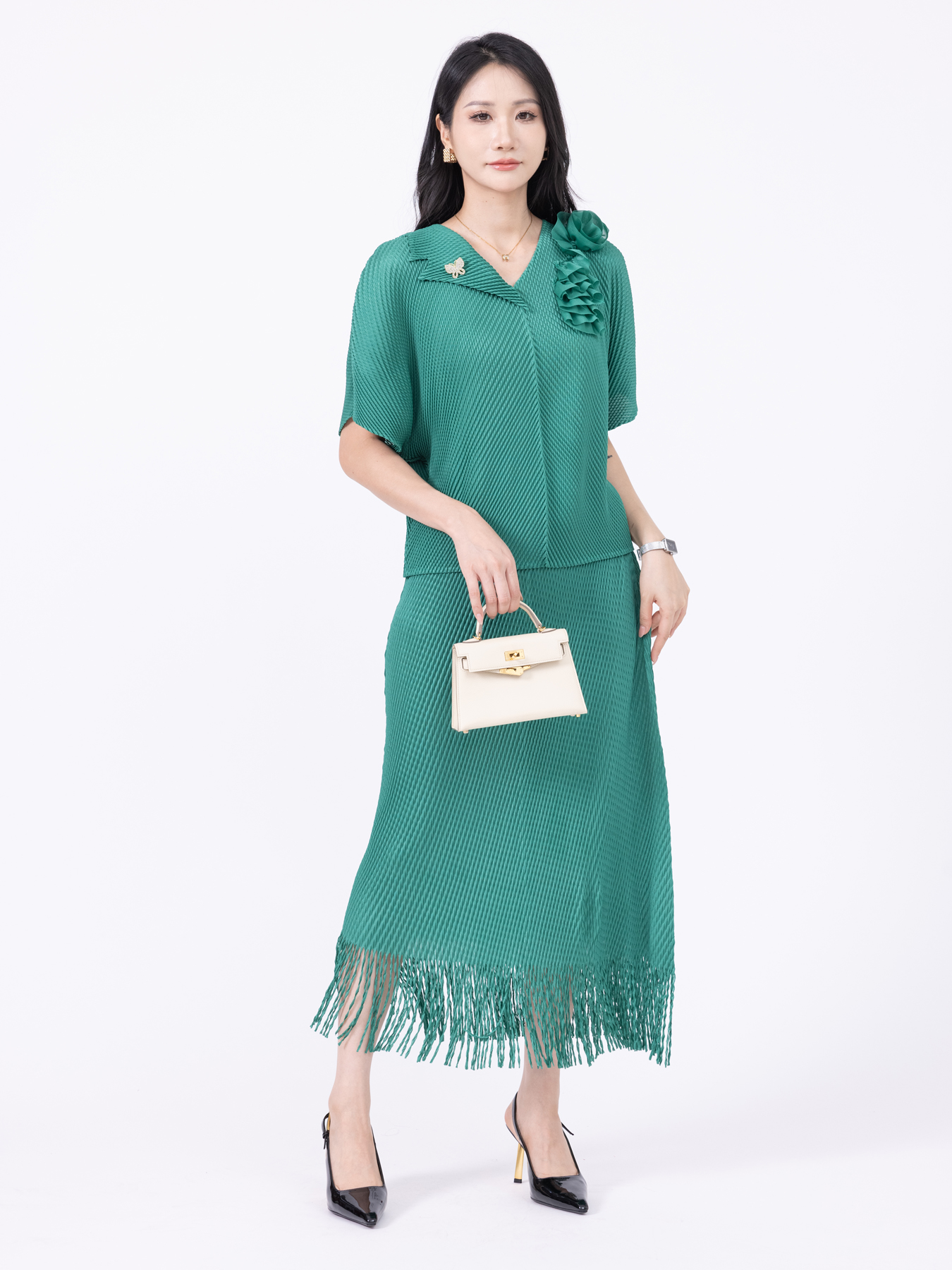 Two Piece Dress Pleated two-piece suit dress Chic Women's Pleated Ensemble: A Dapper Two-Tiered Suit Outfit for Any Occasion ZR003