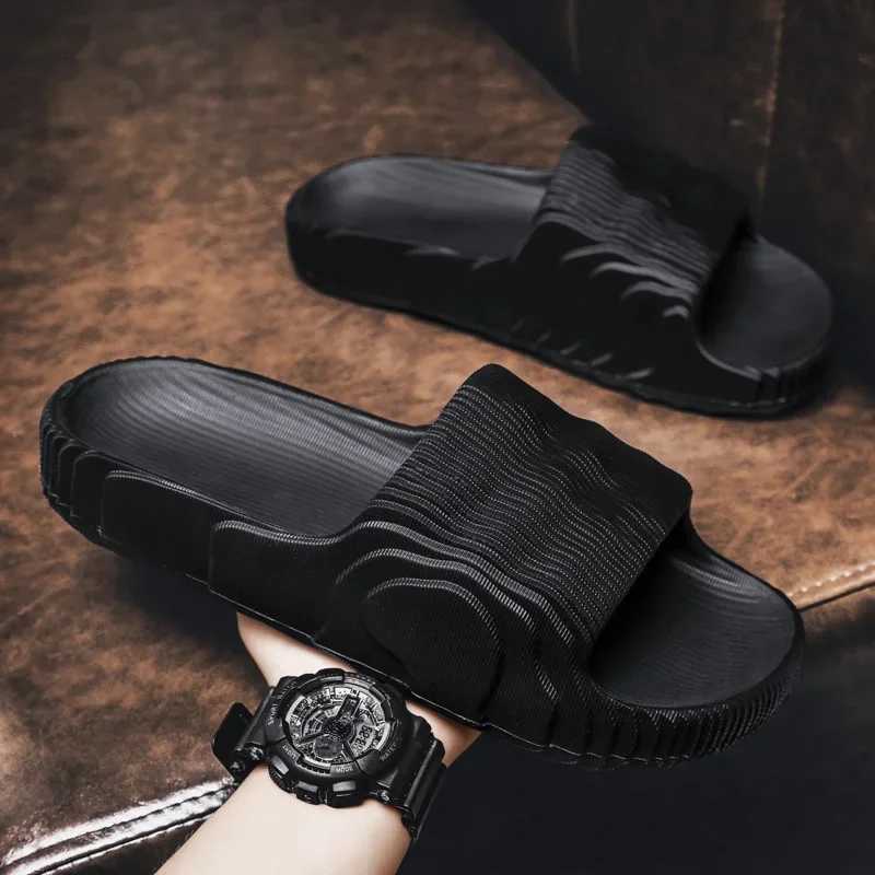 Summer Outdoor Wear EVA Slippers Mens Crossbody Sandals Home Couple Coconut Slippers Indoor Cool Slippers Rubber Sole W250805