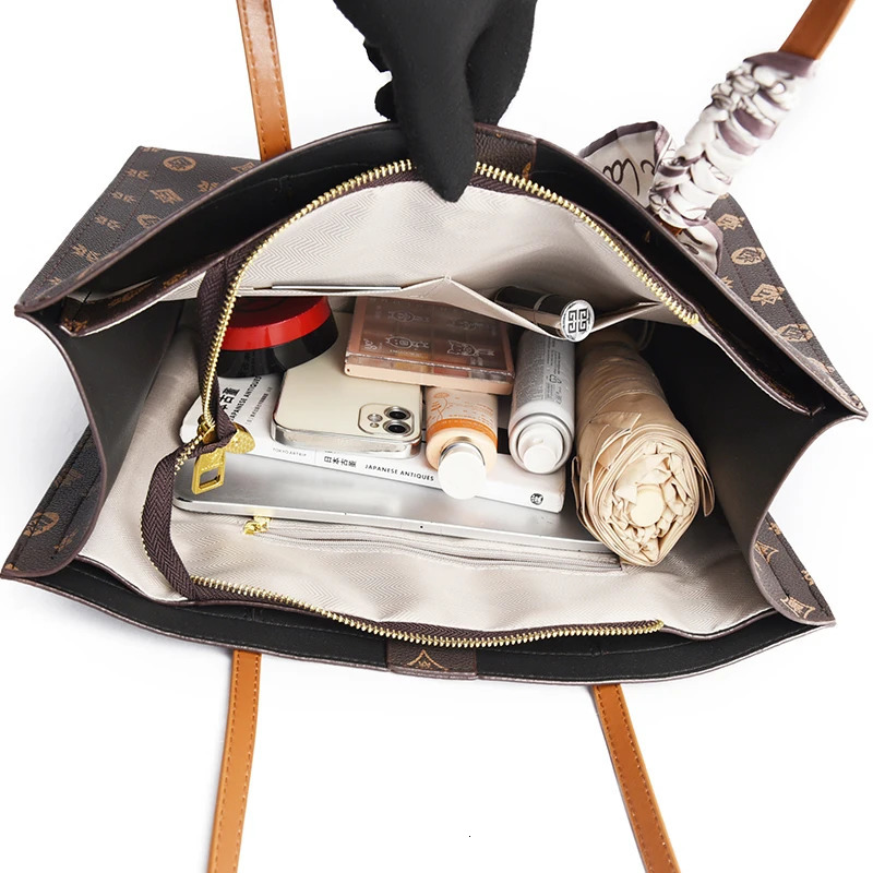 Women Handbag High Quality Soft Leather Shoulder Bag Large Capacity Women Silk scarf Printed Shopping Bags 250805