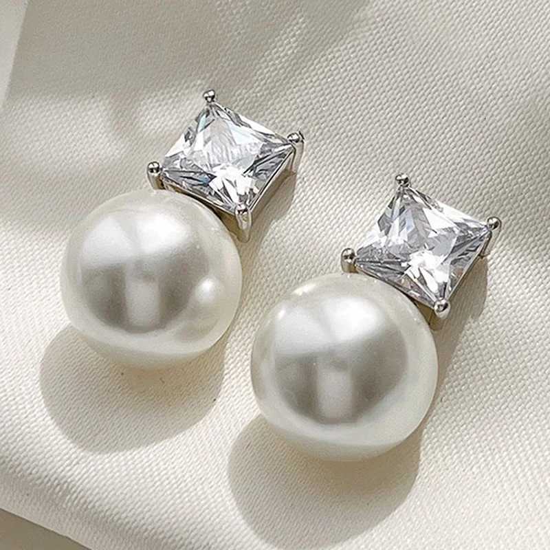 100% Authentic Temperament Imitation Pearl Earrings for Women Single Princess Cubic Zirconia Exquisite Accessories Ladys Jewelry Gifts Y250804