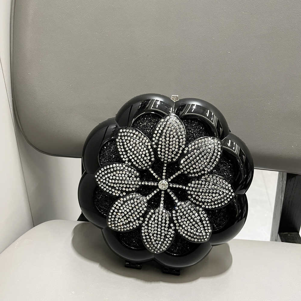 Crossbody bag designer bags 2024 Personalized Flower Bag Handbag for Women High-end Cute Niche Quirky Bag Box Bag Evening Bag