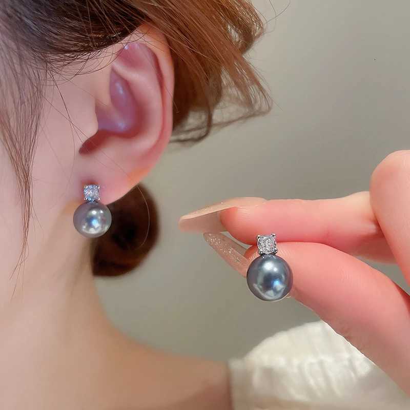 Luxury Black Imitation Pearl Earrings For Women Classic Elegant Temperament Crystal Zircon Stud Earrings With Gray For Banquet Y250804
