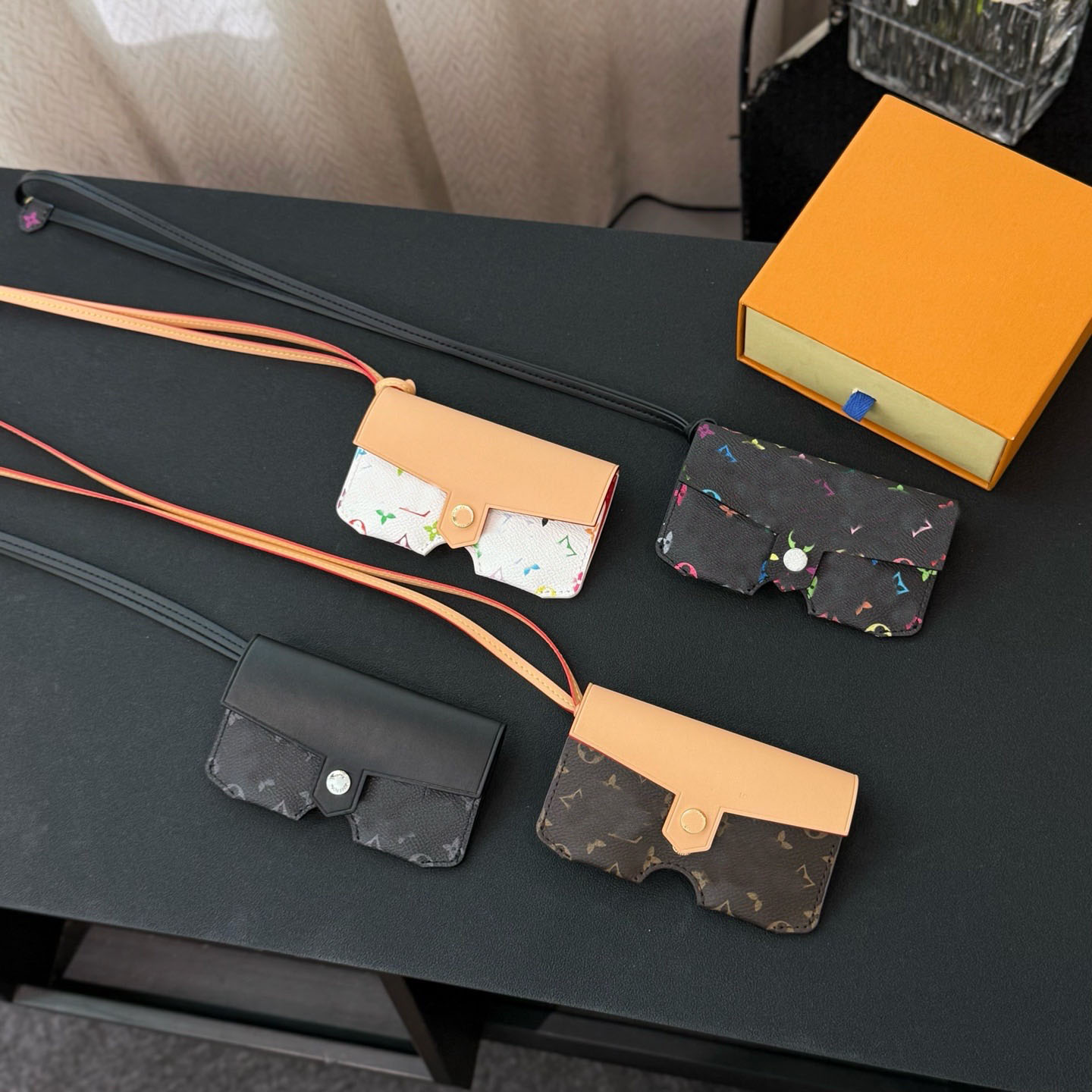 Newest Designer's Luxury Sunglasses Bag Case Lanyards Keychain High Quality Leather Letter Glasses Case Couple Sunglasses Bag Hanging neck glasses bag Fashion gift