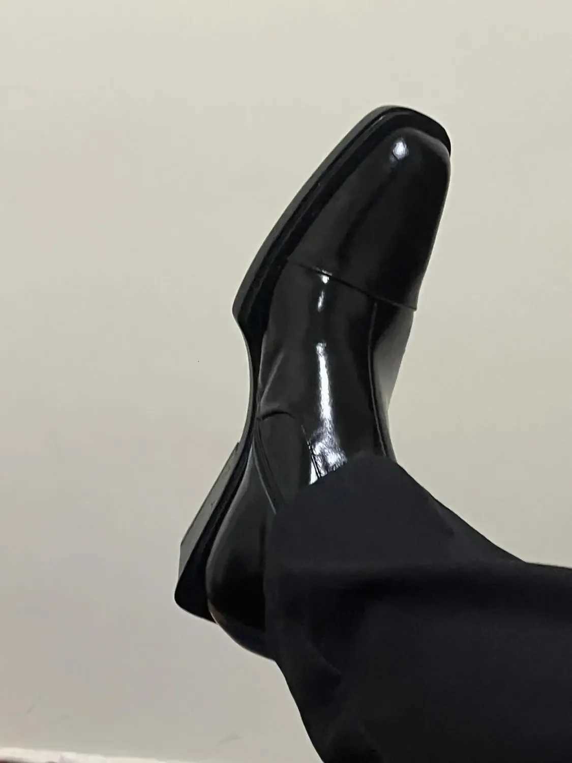 2025 High Top Inner Height Increase Mens Casual British Short Thick-soled Sneakers Boots Y250806