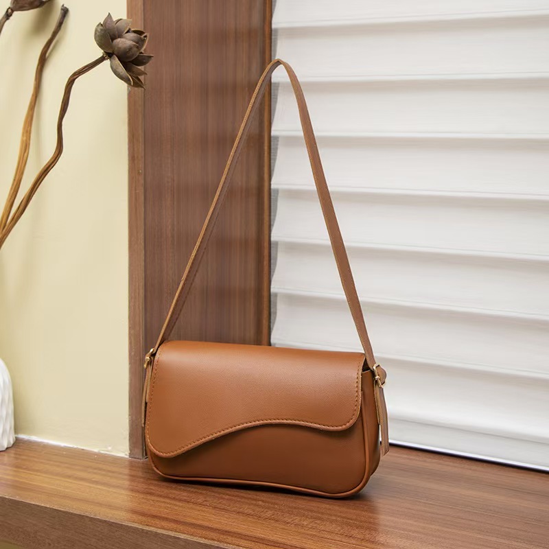Solid color Designer Bags Shoulder Bags Luxury Bag Crossbody Purse Ladies Fashion High Quality Leather Zipper Armpit Bag New Shoulder Designer Bags 33