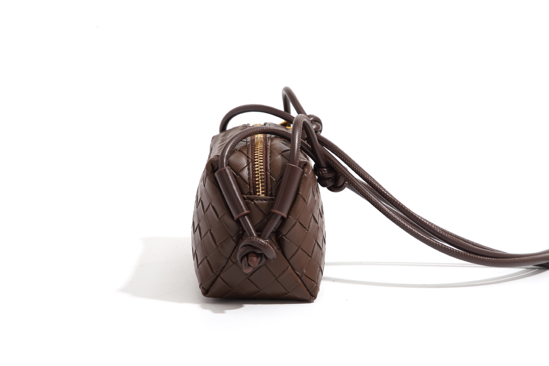 Free Shipping Designer Luxury New Embossed Woven Small Square Bag Single Shoulder Crossbody Lightweight Women's Bag Casual Handbag